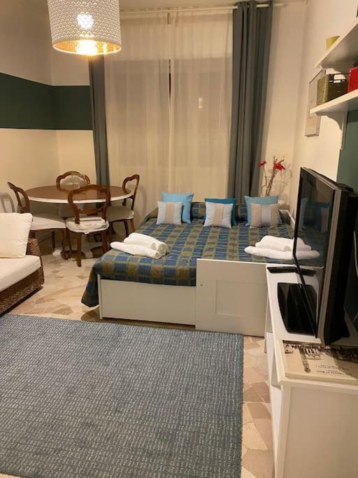 Intero Appartamento Rho Centro Bagian luar foto